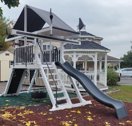 Swing Kingdom SWV 1SK 23 SK-5 Mountain Climber Display Clearance $4499.00