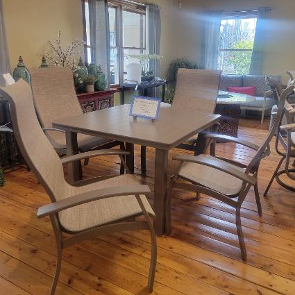 Telescope Belle Isle Dining Set Sale $2000.00 